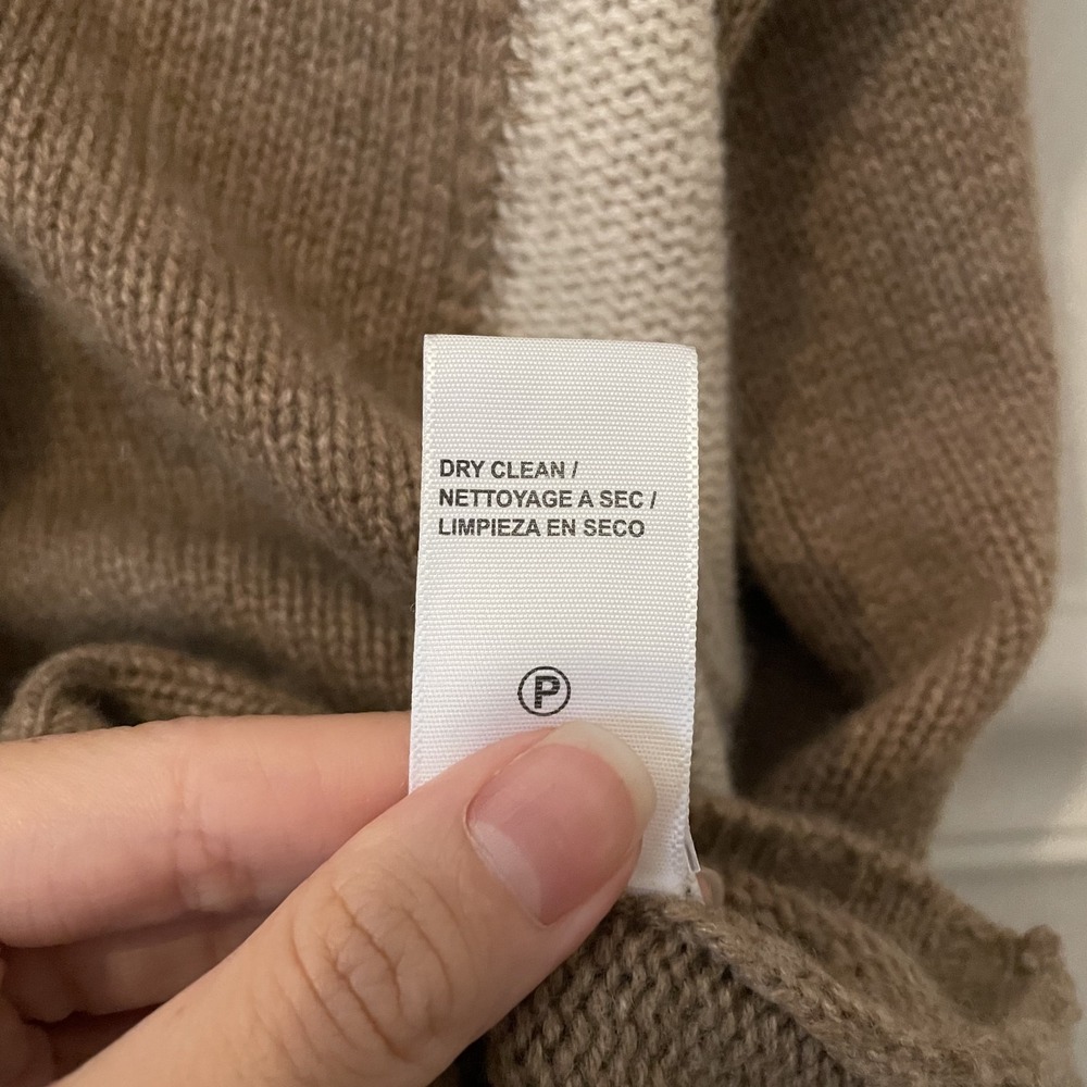 James Perse 100% Cashmere Poncho Sweater Tan Size S Oversized Quiet Luxury READ - Picture 10 of 10